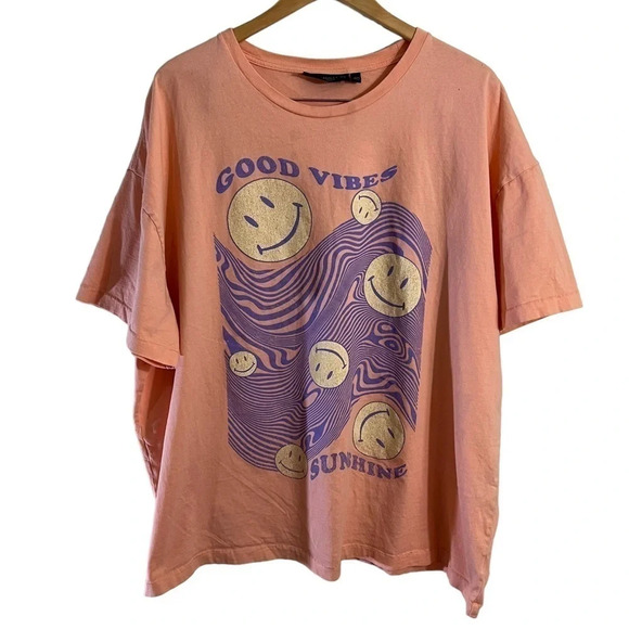 No Boundaries Smiley Face Oversized Tee Womens 3XL Orange Purple Yellow Hippie - Picture 1 of 6